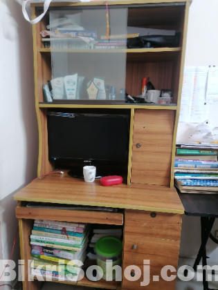 Computer Table with shelf